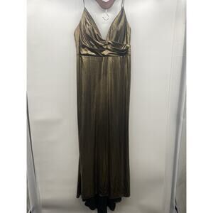 Leena for Mac Duggal Women's Gold Long Sleeve Sequined Gown/Dress Size 16